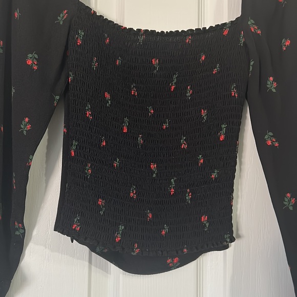 Top - Picture 3 of 3